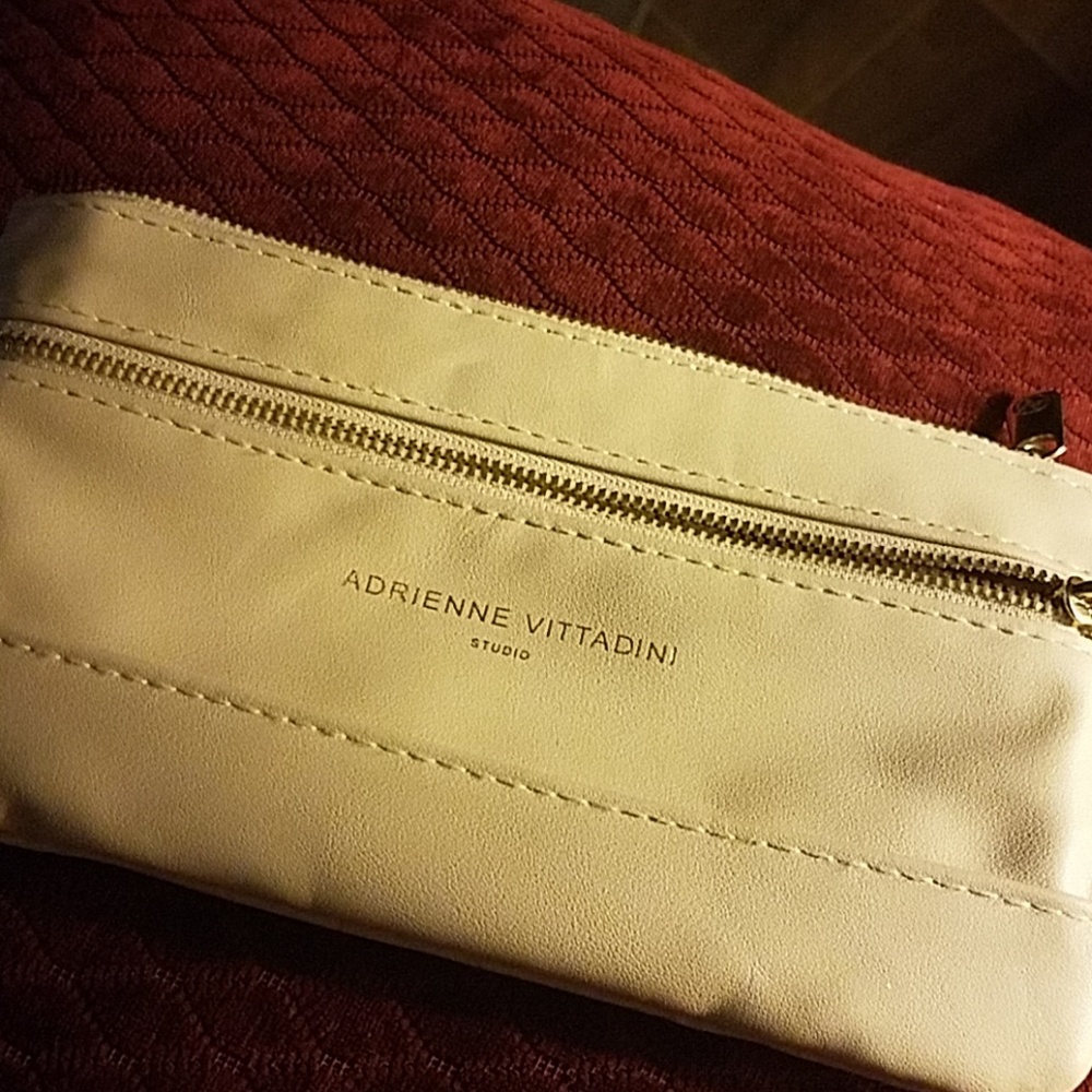 ADRIENNE VITTADINI WALLET